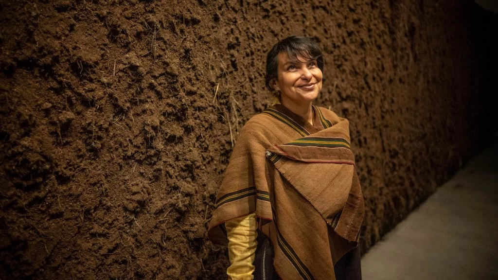 Delcy Morelos: “Llevar tierra al museo es mostrarla como algo precioso”